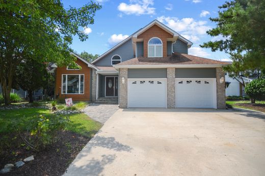 Detached House in Ocean Pines, Worcester County