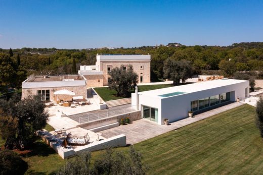 Villa Ostuni, Brindisi ilçesinde