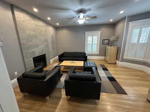 Luxury home in Cambridge, Middlesex County