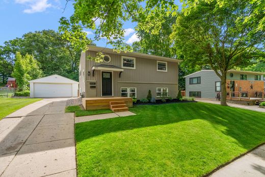 Einfamilienhaus in Milford, Oakland County