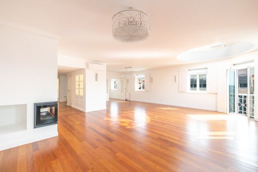 Luxury home in Lisbon