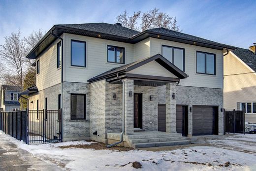 Casa Unifamiliare a Pointe-Claire, City of Montréal