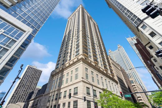 Apartment in Chicago, Cook County