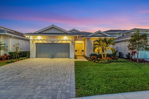 Detached House in Palm Beach Gardens, Palm Beach