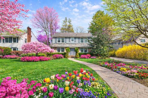 Detached House in Tenafly, Bergen County
