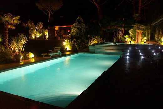 단독 저택 / Mies, Nyon District