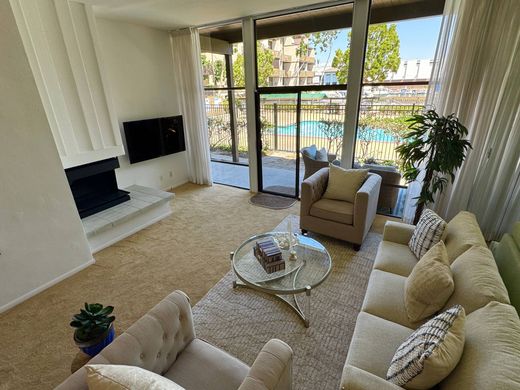 Piso / Apartamento en Long Beach, Los Angeles County