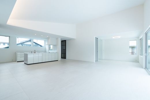 단독 저택 / Matsuyama, Matsuyama-shi