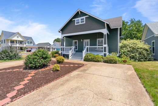 Luxury home in Grandy, Currituck County