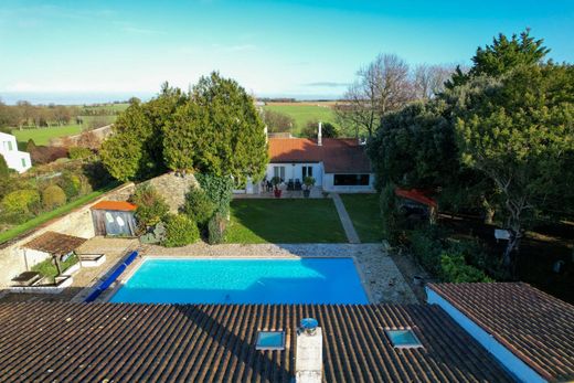 Detached House in Clavette, Charente-Maritime