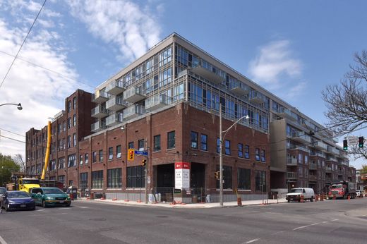 Apartment / Etagenwohnung in Toronto, Ontario