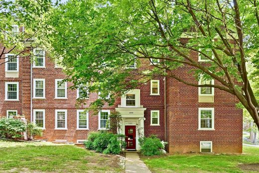 Apartment in Washington, Washington County