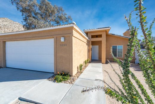 Twee-onder-een-kapwoning in Desert Hot Springs, Riverside County