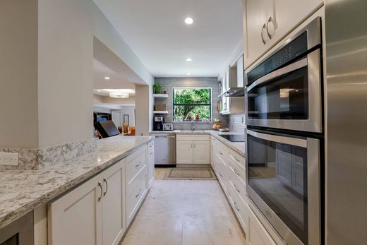 Таунхаус, Sunny Isles Beach, Miami-Dade County