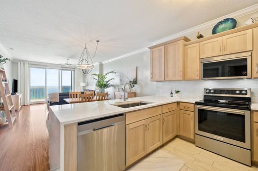 Apartment in Panama City Beach, Bay County