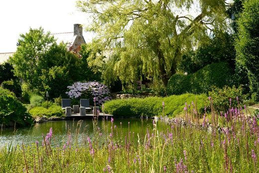Detached House in Plouëc-du-Trieux, Côtes-d'Armor