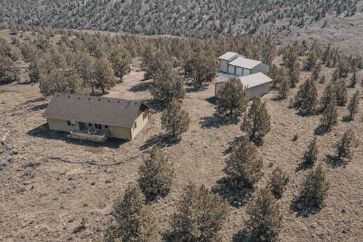 Country House in Prineville, Crook County