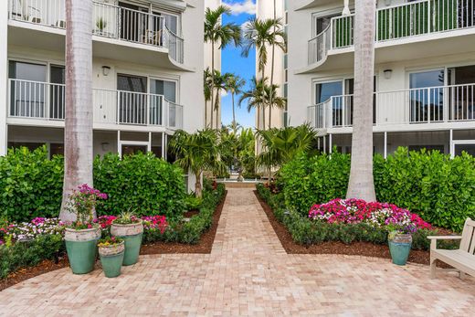Apartment in Naples, Collier County