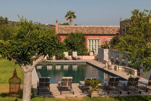 Villa in Noto, Syracuse