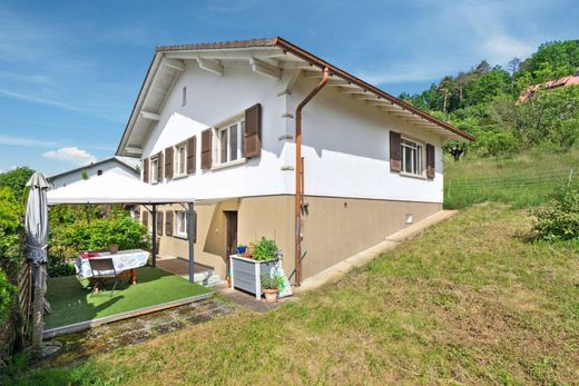 Einfamilienhaus in Fontenais, Porrentruy