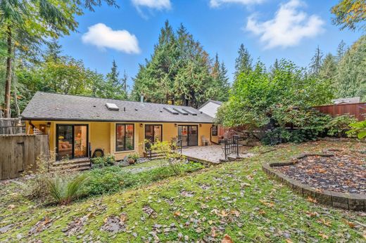 ‏בית חד-משפחתי ב  North Vancouver, Metro Vancouver Regional District