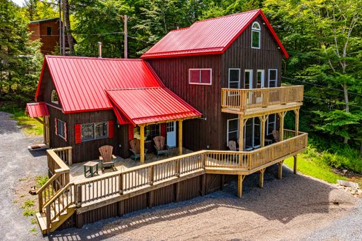 Vrijstaand huis in Big Moose, Herkimer County