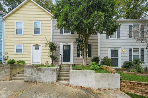 Townhouse in Smyrna, Cobb County