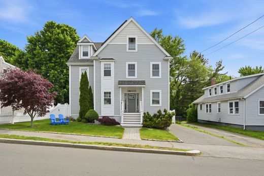 Detached House in Quincy, Norfolk County