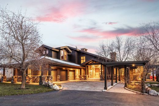 Detached House in Oakley, Summit County