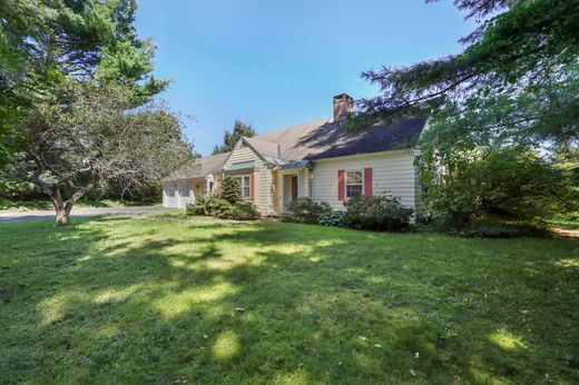 Einfamilienhaus in Pittsfield, Berkshire County
