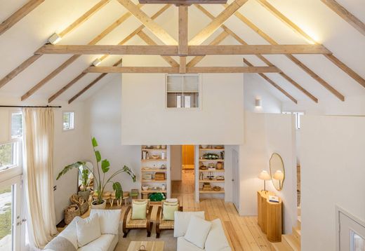 Detached House in East Hampton, Suffolk County