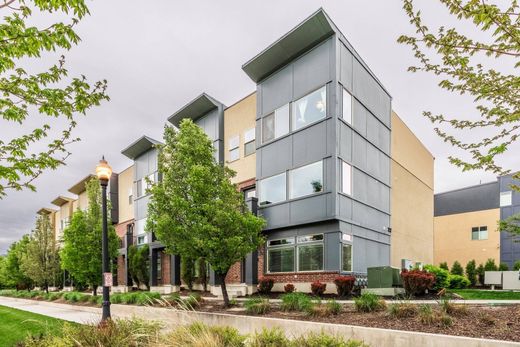Townhouse in Murray, Salt Lake County