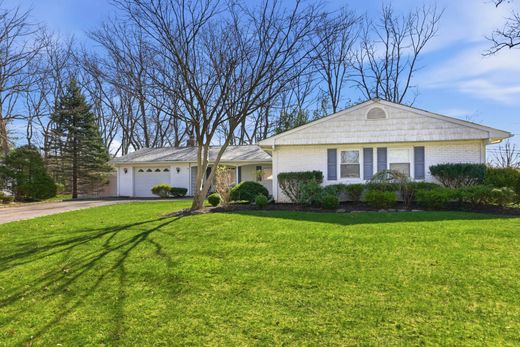 Detached House in Stony Brook, Suffolk County