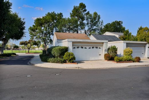 Vrijstaand huis in Irvine, Orange County