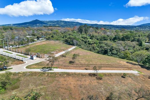 Grundstück in Santa Bárbara, Provincia de San José