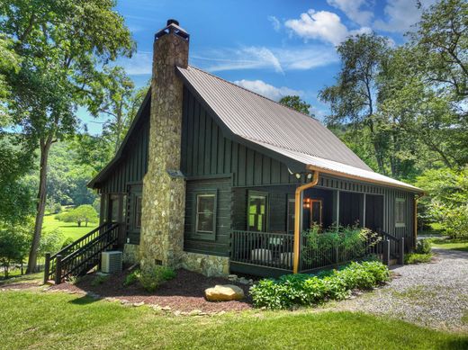Detached House in Cherry Log, Gilmer County