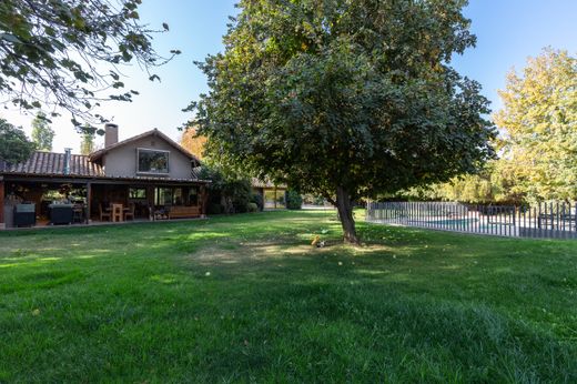 ‏בית חד-משפחתי ב  Colina, Provincia de Chacabuco