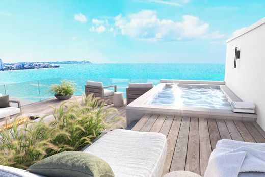 Townhouse in Grace Bay