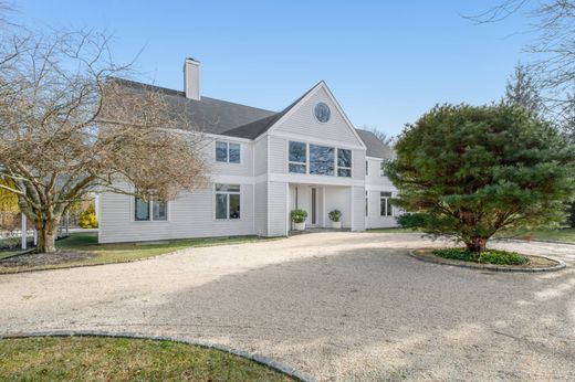 Detached House in Southampton, Suffolk County