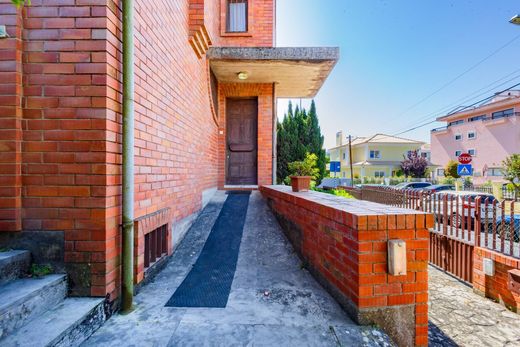 Semidetached House in Oeiras, Lisbon