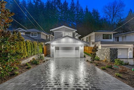 Detached House in West Vancouver, Metro Vancouver Regional District