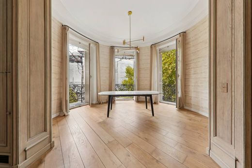 Apartament w Tour Eiffel, Invalides – Ecole Militaire, Saint-Thomas d’Aquin, Paris