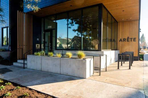 ﺷﻘﺔ ﻓﻲ Bend, Deschutes County