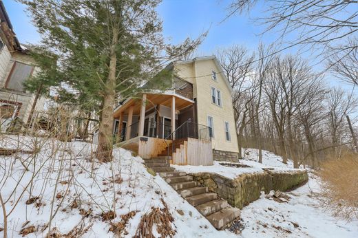 Detached House in North Adams, Berkshire County