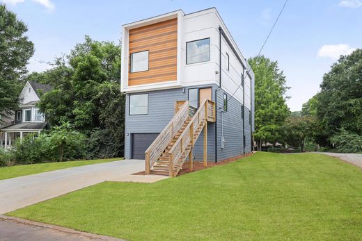 Detached House in Atlanta, Fulton County