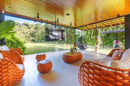 Detached House in Guarujá, São Paulo