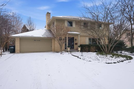 Detached House in Barrington, Cook County