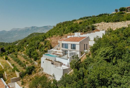 Maison individuelle à Budva