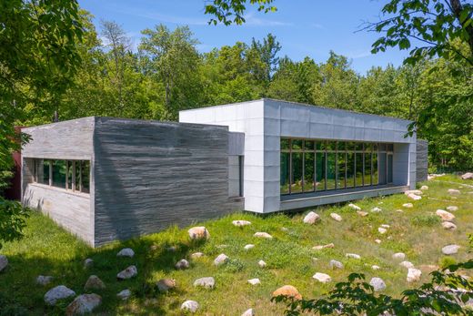 Detached House in Gardiner, Ulster County