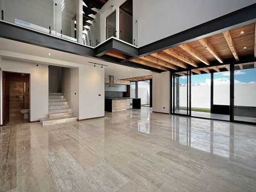 بيت مستقل ﻓﻲ Santiago de Querétaro, Querétaro